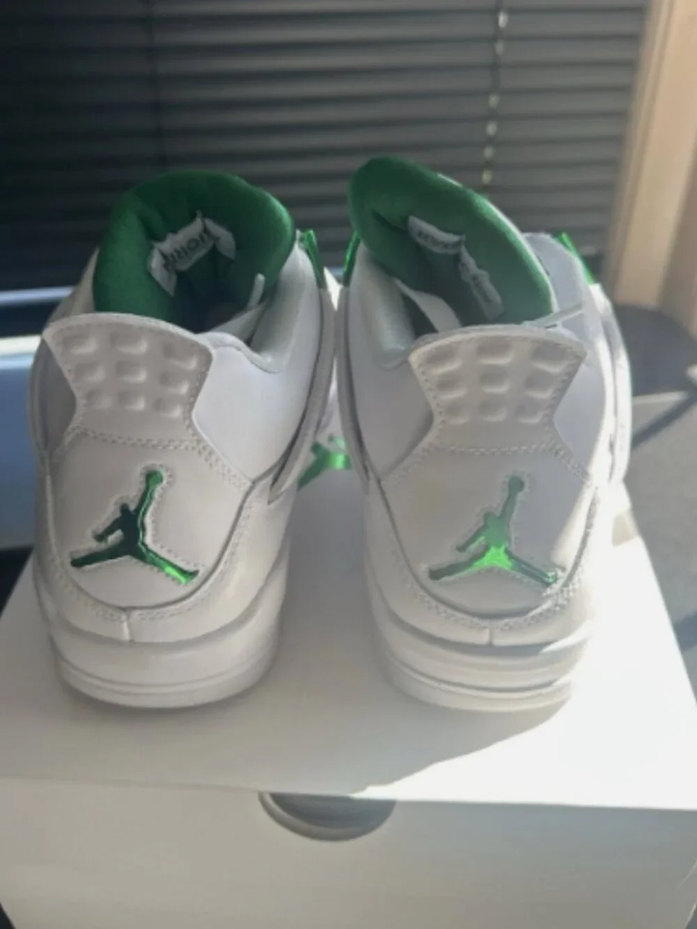 Jordan 4 Retro Metallic Green Men’s Sneaker